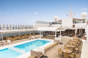 MSC Cruises MSC Sinfonia Cafè Le Piscine Pool0.jpg